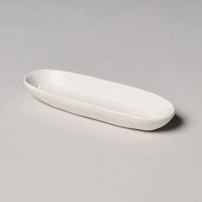 Ceramic Holder (White Colour) - The Collector / Gentle Habits